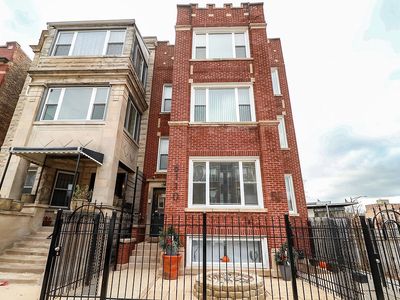 6110 S Saint Lawrence Ave, Chicago, IL, 60637