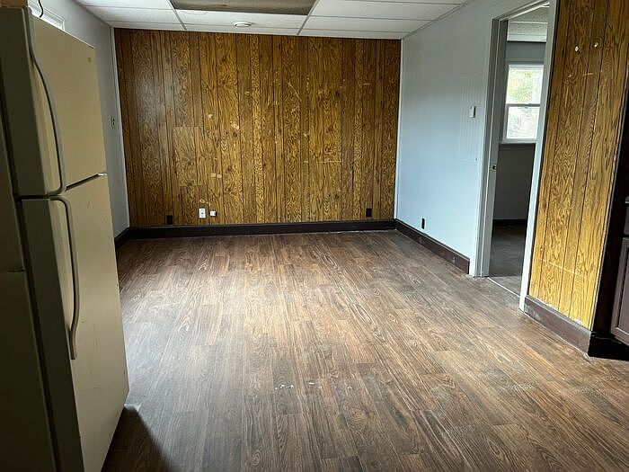 2nd image of 335 S 16th St House M