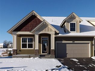 17071 Kennett Curv SW, Prior Lake, MN 55372