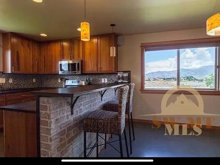 4020 Annie St — Photo 16