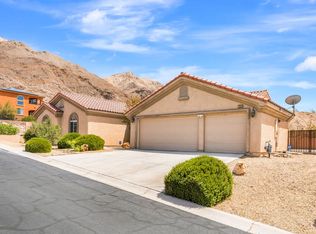 7205 Madonna Dr, Las Vegas, NV 89156