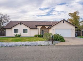 21956 Tom Bead Dr, Cottonwood, CA