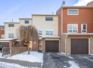 72 Martin Rd #13, Clarington, ON L1C 3N3