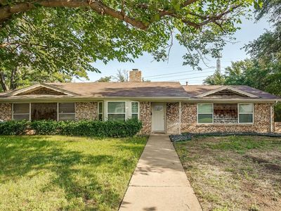 5725 Jane Anne St, Haltom City, TX, 76117