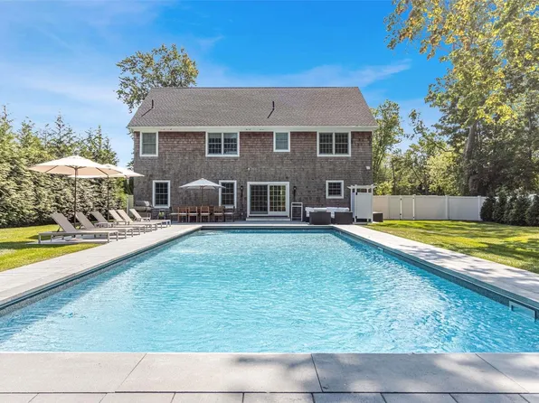 75 Clearview Ave, Southold, NY 11971