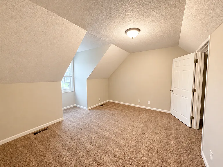 1005 Shadow Ridge Ave — Photo 14