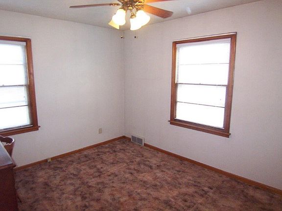 4th image of 4425 Grant St