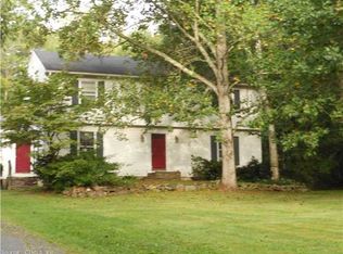 246 Mirror Ln, Guilford, CT 06437