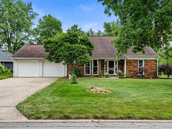 2nd image of 1303 Woodbrooke Dr