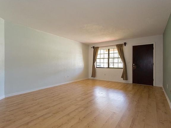 5th image of 5519 21st Ave N