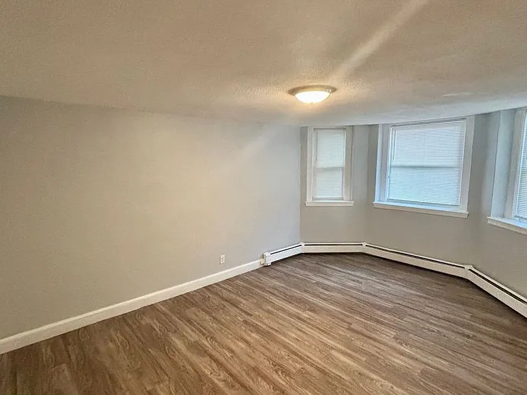 109 Broad St #3B — Photo 11