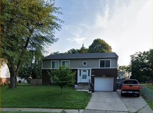 27 Joyce Dr, Fairborn, OH 45324