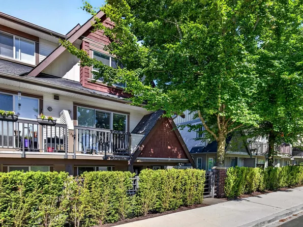 7155 189th St #7, Surrey, BC V4N 5S8