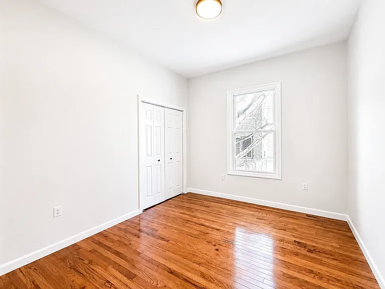 10 Clendenny Ave #1 — Photo 3