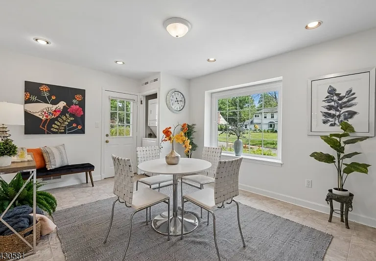 31 Bradwahl Dr — Photo 8