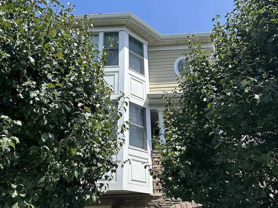 27 Grant St