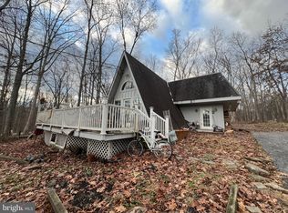 571 McGlaughlin Rd, Gettysburg, PA 17325