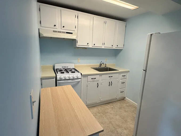 116 N Water St — Photo 7