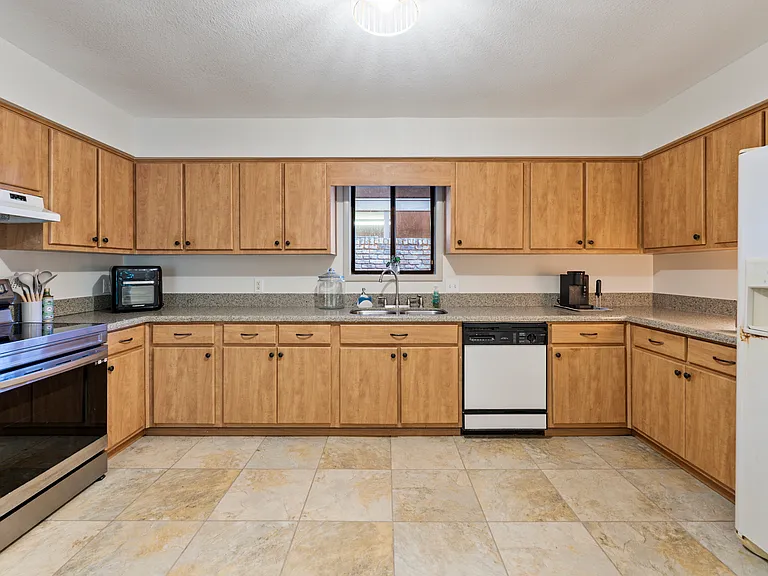 5144 Choctaw Ave — Photo 21