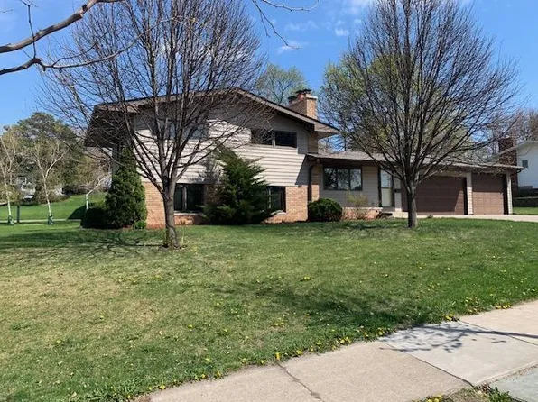 2301 Texas Ave S, Saint Louis Park, MN 55426