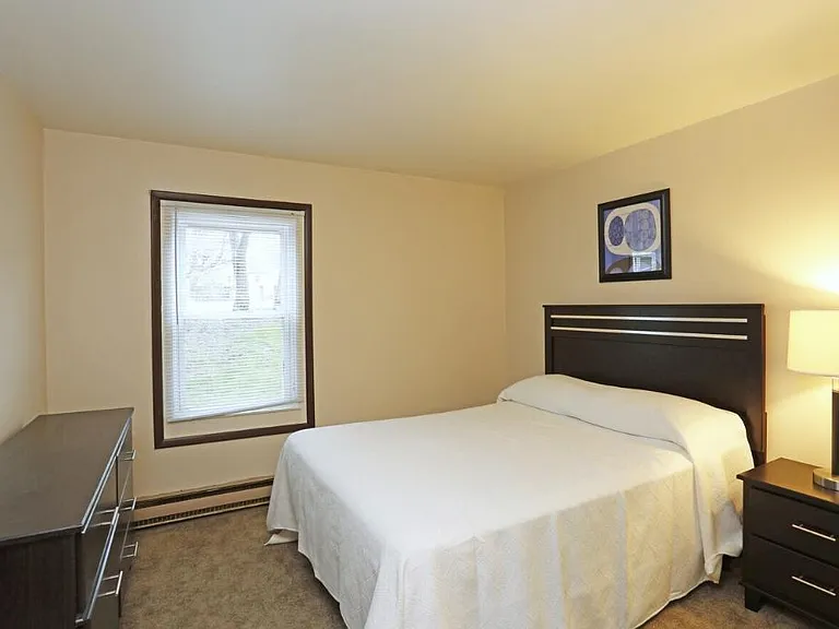 Windcrest Apartments — Photo 5