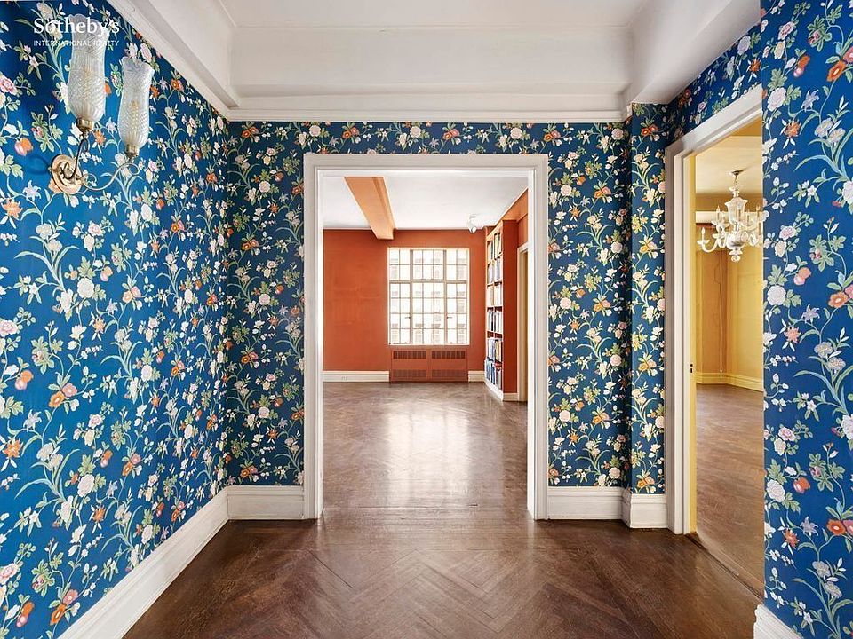 1st image of 580 W End Ave #11