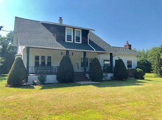 9274 Findley Lake Rd, North East, PA 16428