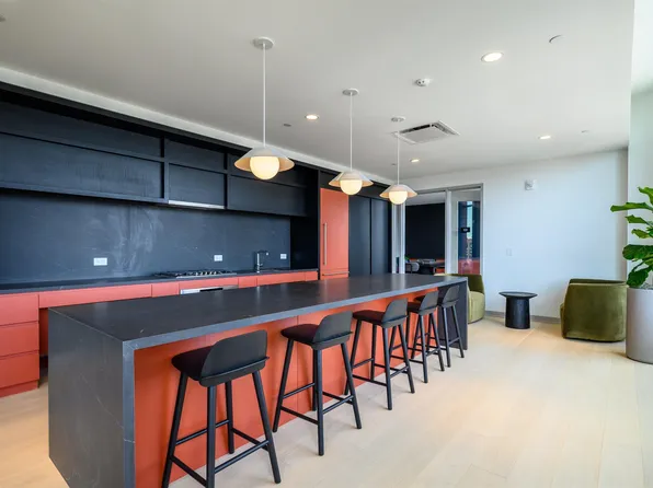 155 Bay Street image 22 of 44