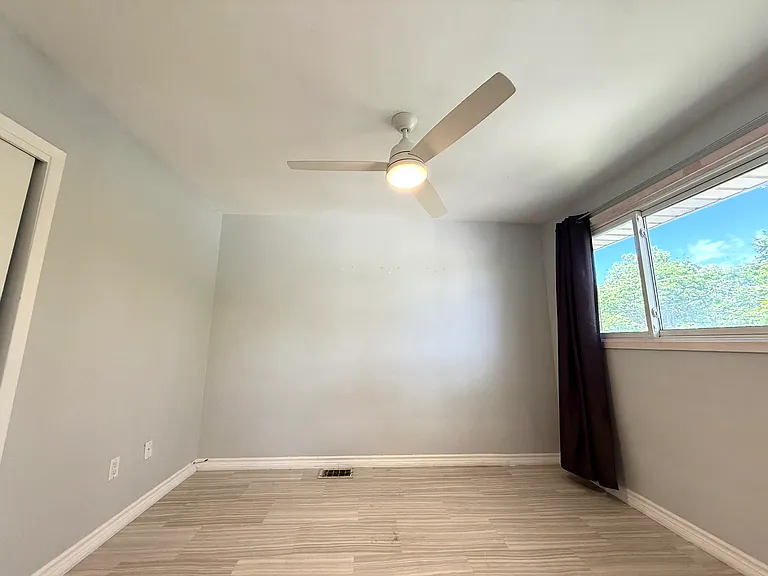 252 Scott St — Photo 7