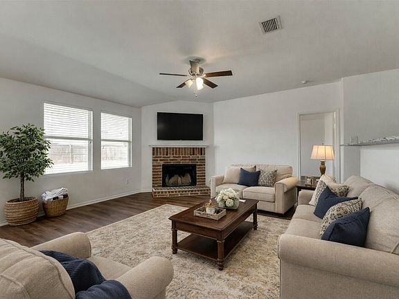 2nd image of 210 Long Prairie Dr