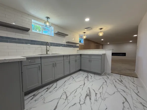 5904 N Addison St #507, Spokane, WA 99208