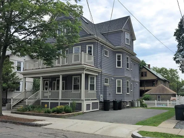 29 Cleveland St #1, Arlington, MA 02474