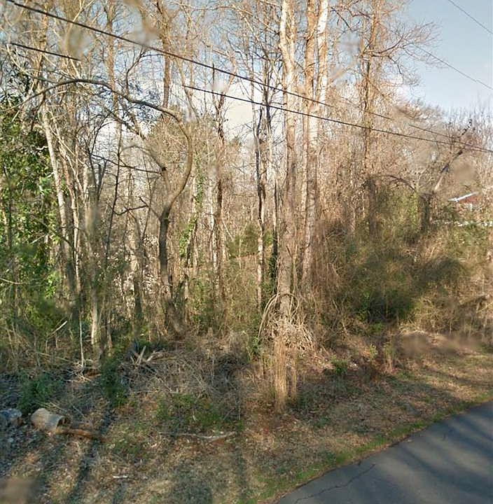 1st image of 426 Wood St