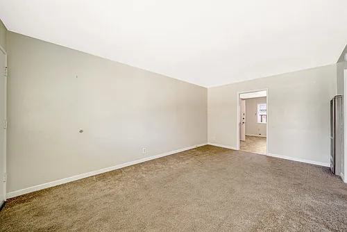 1821 Woodland Ave Photo 1