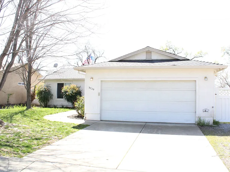 3720 Vinewood Dr — Photo 13