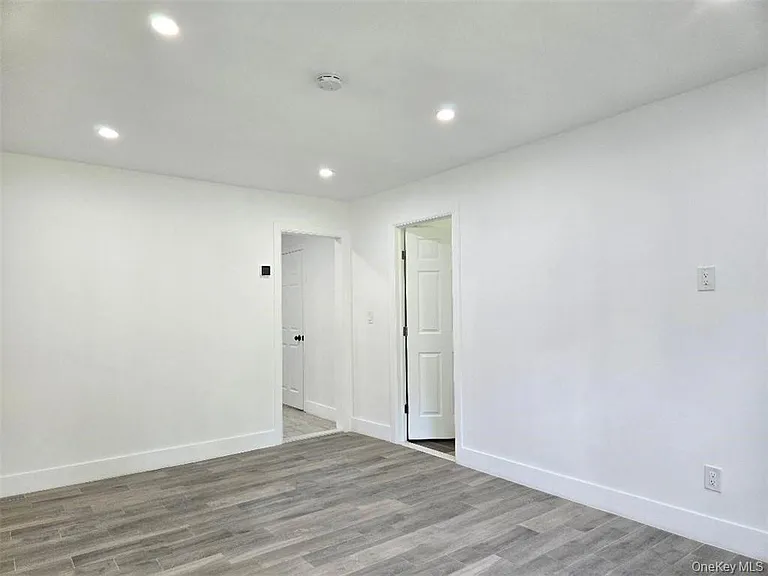 3074 Lexington Ave #2 — Photo 7