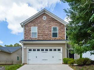 135 Rockingham Dr, Covington, GA 30014