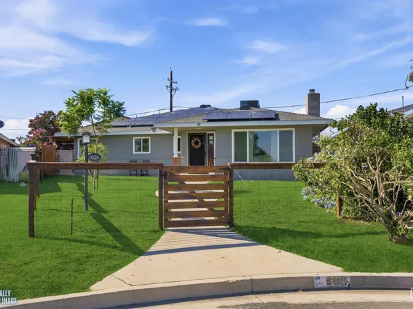 2115 Bedford Way, Bakersfield, CA 93308