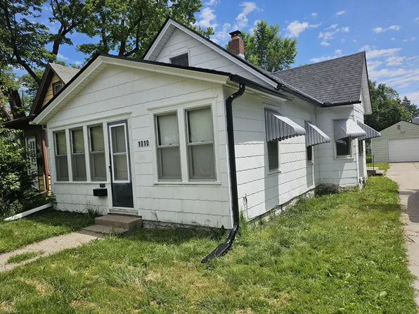 1010 Farrington St, Saint Paul, MN 55117