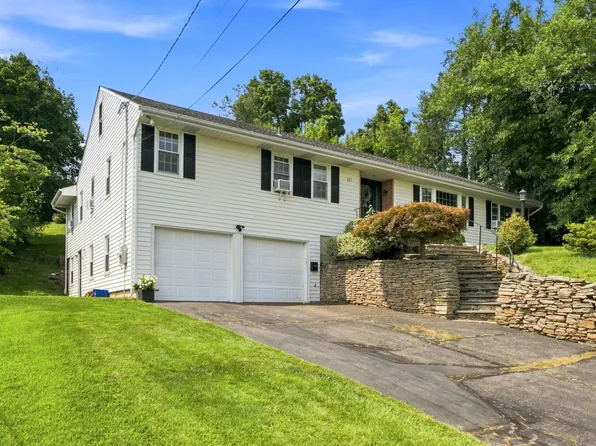 117 Brookmoor Road, West Hartford, CT 06107