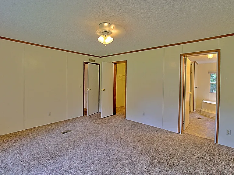 235 Fleming Loop Rd — Photo 6