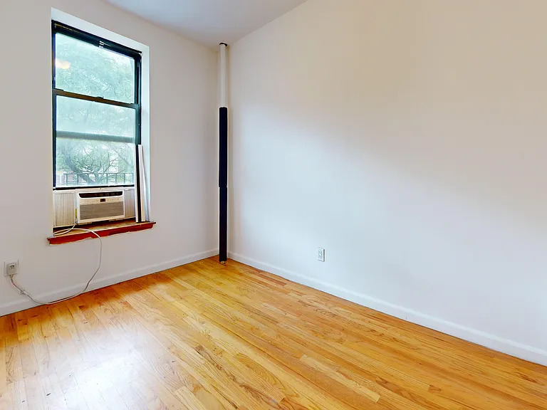 104 2nd Ave #16 — Photo 9