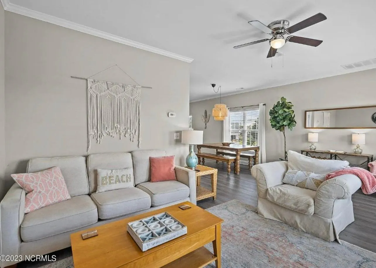 234 Twin Oaks Dr — Photo 2