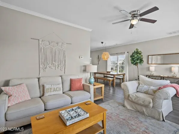 234 Twin Oaks Dr Unit B, Hampstead, NC 28443