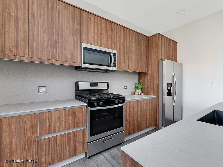 North Oak Lofts — Photo 6