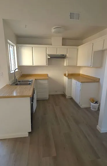 915 Almond Blossom Dr — Photo 3