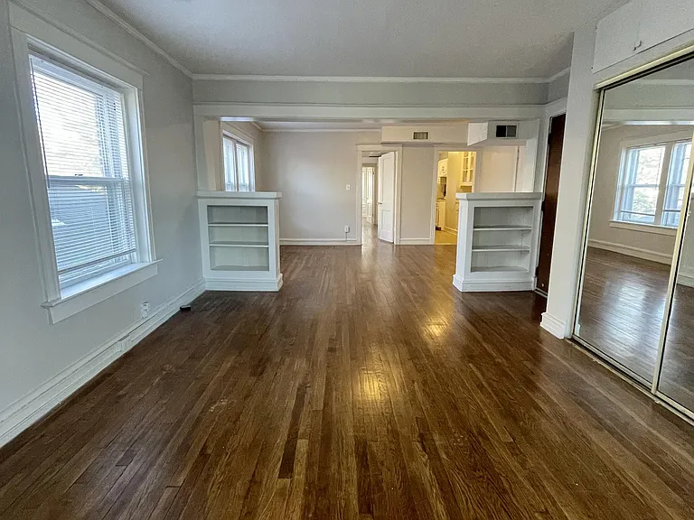 4117 Walnut St #2N — Photo 3