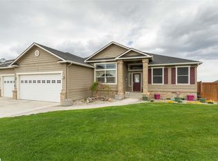 6310 Westview Loop, West Richland, WA 99353