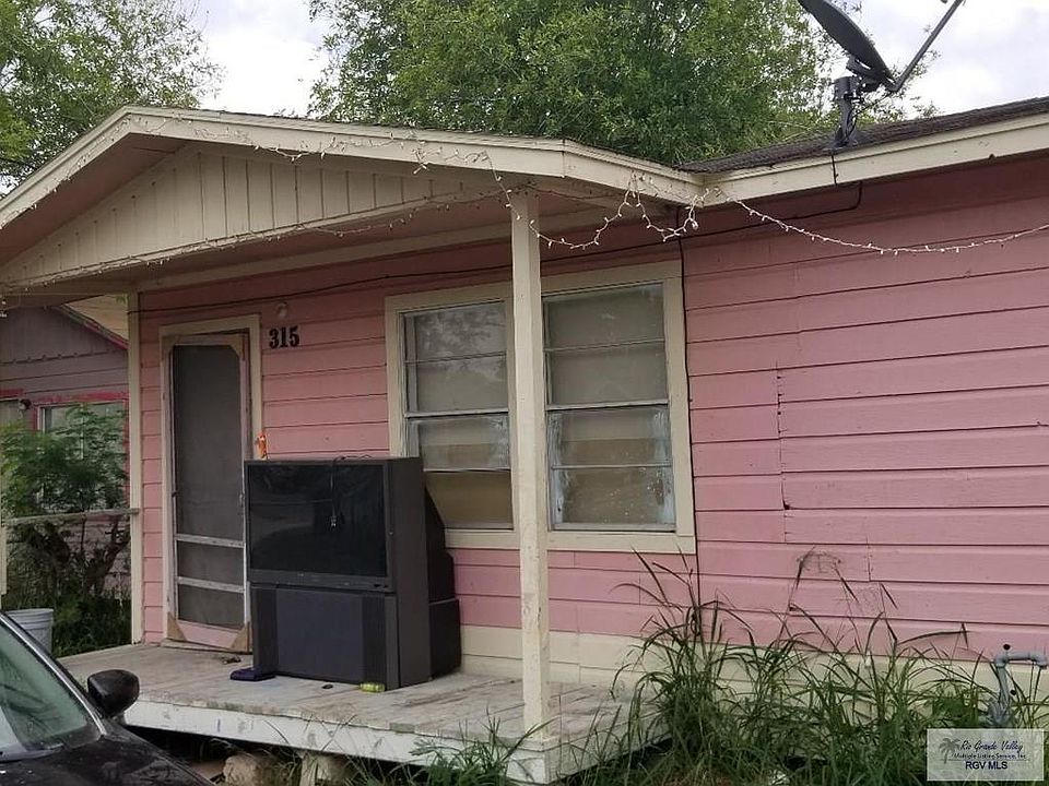 2nd image of 315 Gloria St