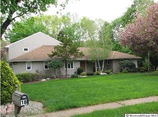 18 Redfern Ct, Lincroft, NJ 07738